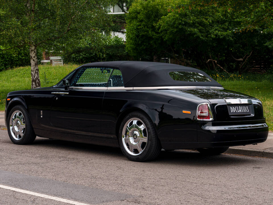 Immagine 8/29 di Rolls-Royce Phantom DHC (2008)