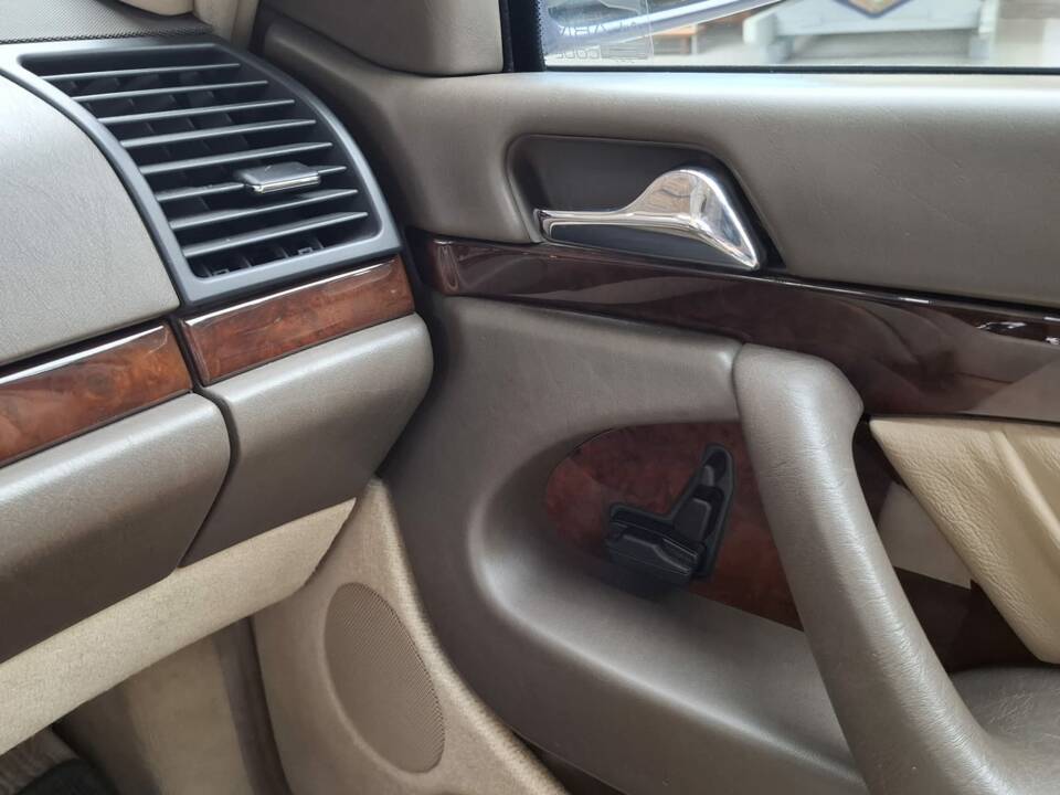 Bild 12/22 von Mercedes-Benz S 420 L (1994)