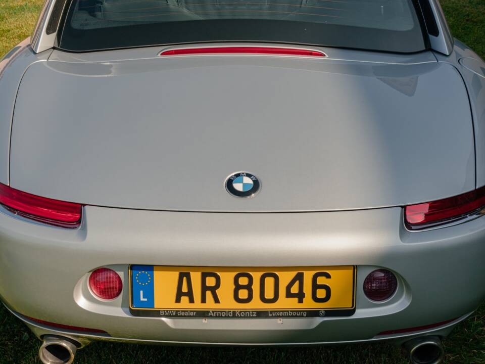 Image 67/185 of BMW Z8 (2001)