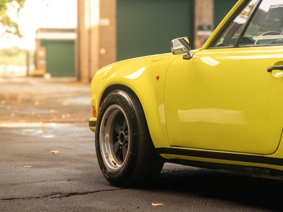 Image 15/31 of Porsche 911 2.5 ST (1972)