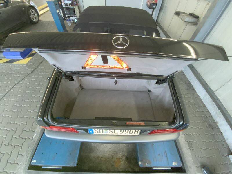 Image 12/12 de Mercedes-Benz 300 SL (1992)