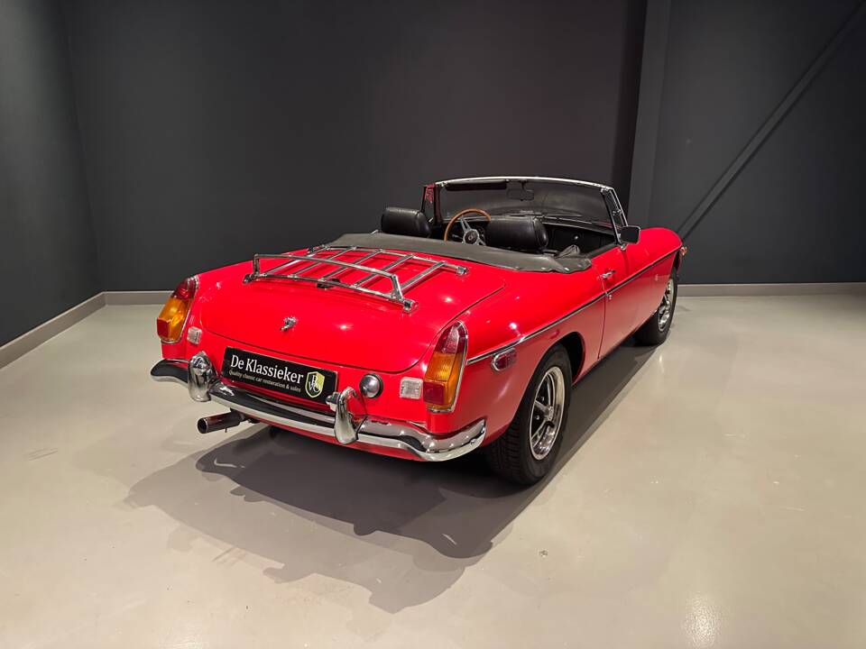 Imagen 8/49 de MG MGB (1977)