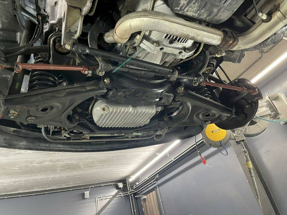 Image 31/36 of Mercedes-Benz 560 SL (1986)