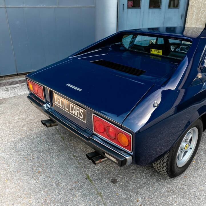 Image 8/22 of Ferrari Dino 308 GT4 (1977)