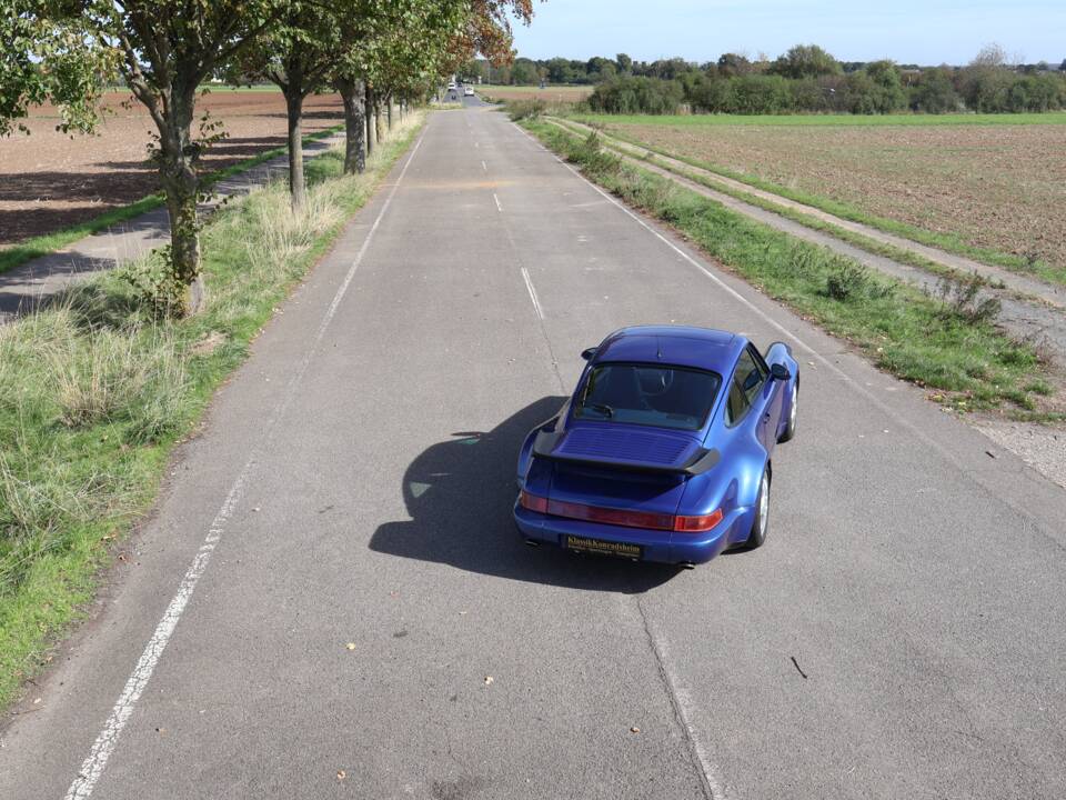 Bild 37/39 von Porsche 911 Turbo 3.3 (1991)