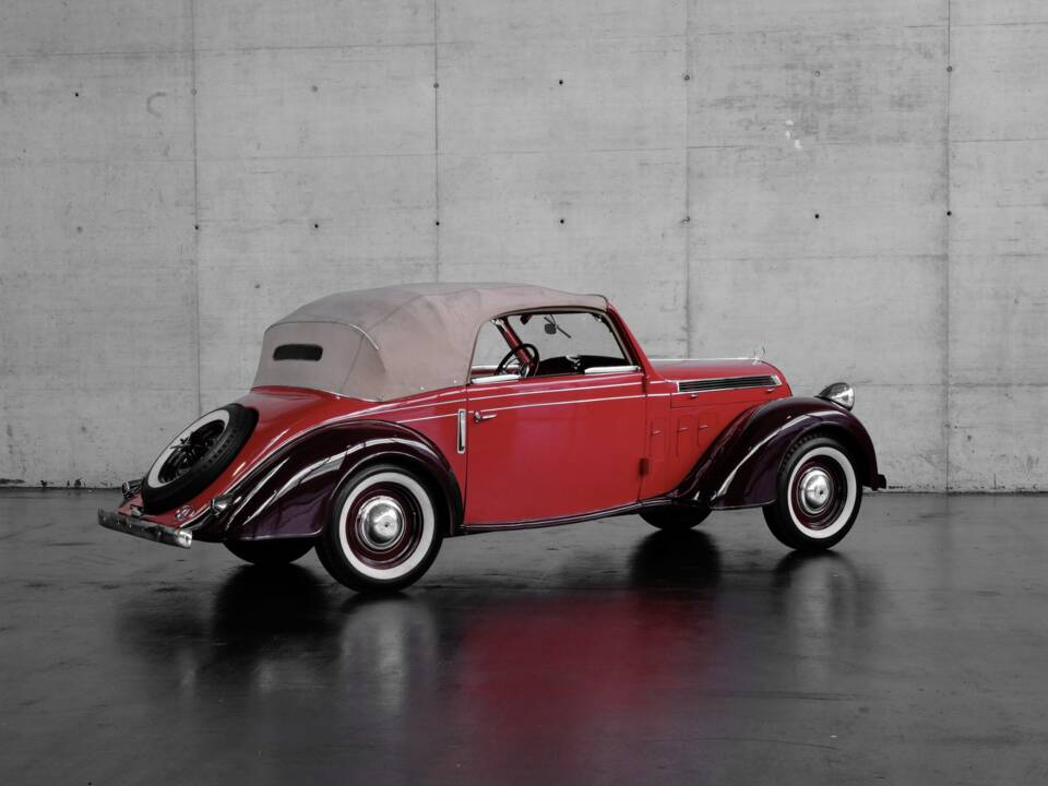 Bild 13/46 von Steyr 220 &quot;Gläser&quot; (1939)