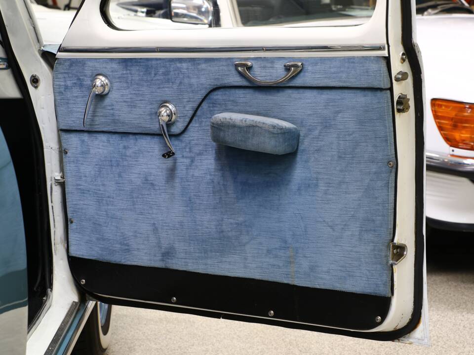 Image 22/27 of Alfa Romeo 1900 TI Super Berlina (1955)