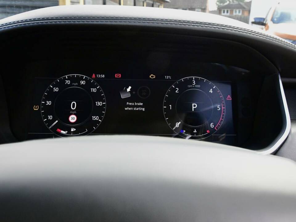 Image 30/50 of Land Rover Range Rover V8 SV Autobiography (2018)