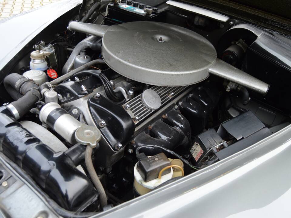 Image 13/15 of Jaguar Mk II 3.4 (1967)