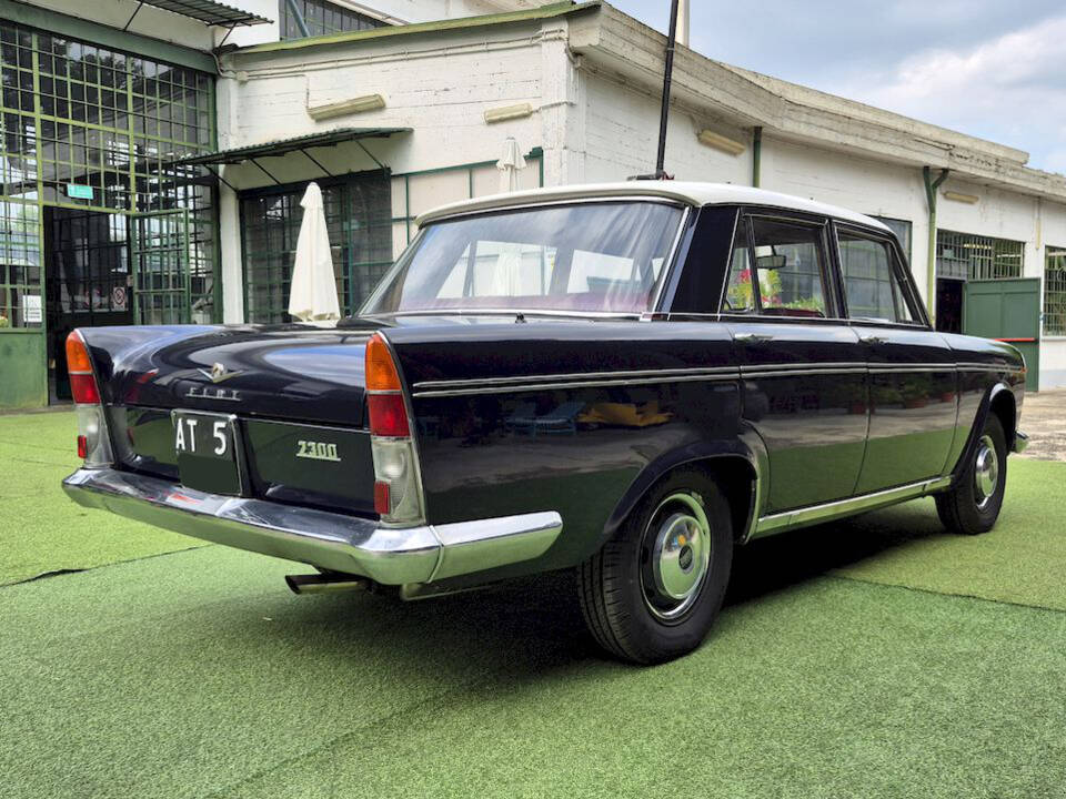Bild 9/47 von FIAT 2300 (1961)