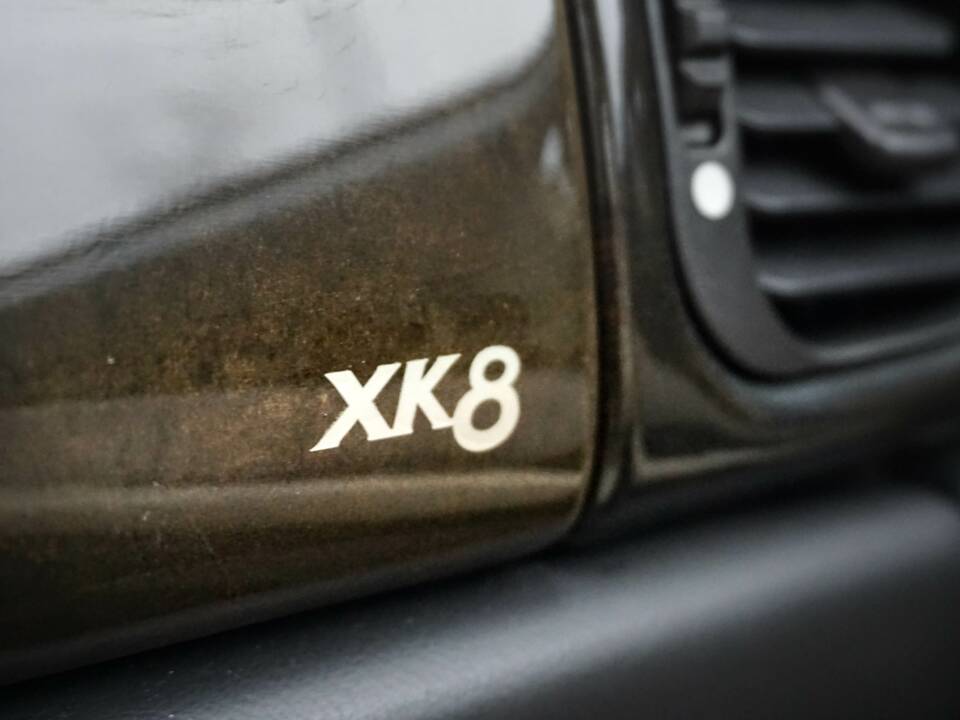 Immagine 30/38 di Jaguar XK8 4.0 (1996)
