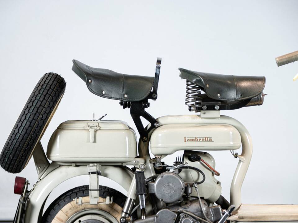 Image 26/50 of Innocenti DUMMY (1956)