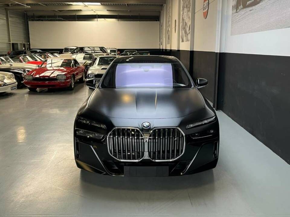 Image 24/50 de BMW i7 eDrive50 (2023)