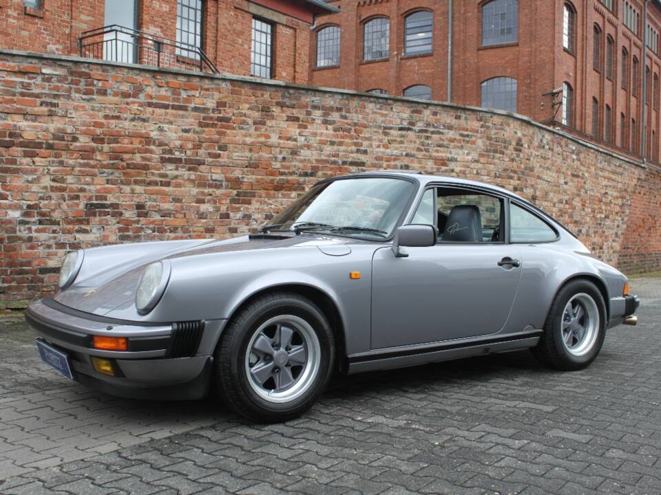 Bild 1/15 von Porsche 911 Carrera 3.2 "#250.000 911" (1987)