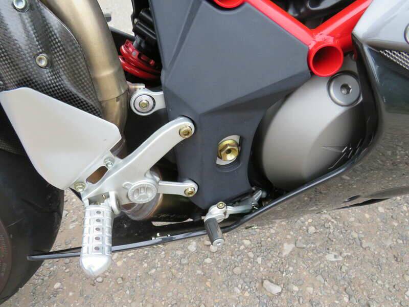 Bild 30/45 von MV Agusta DUMMY (2006)