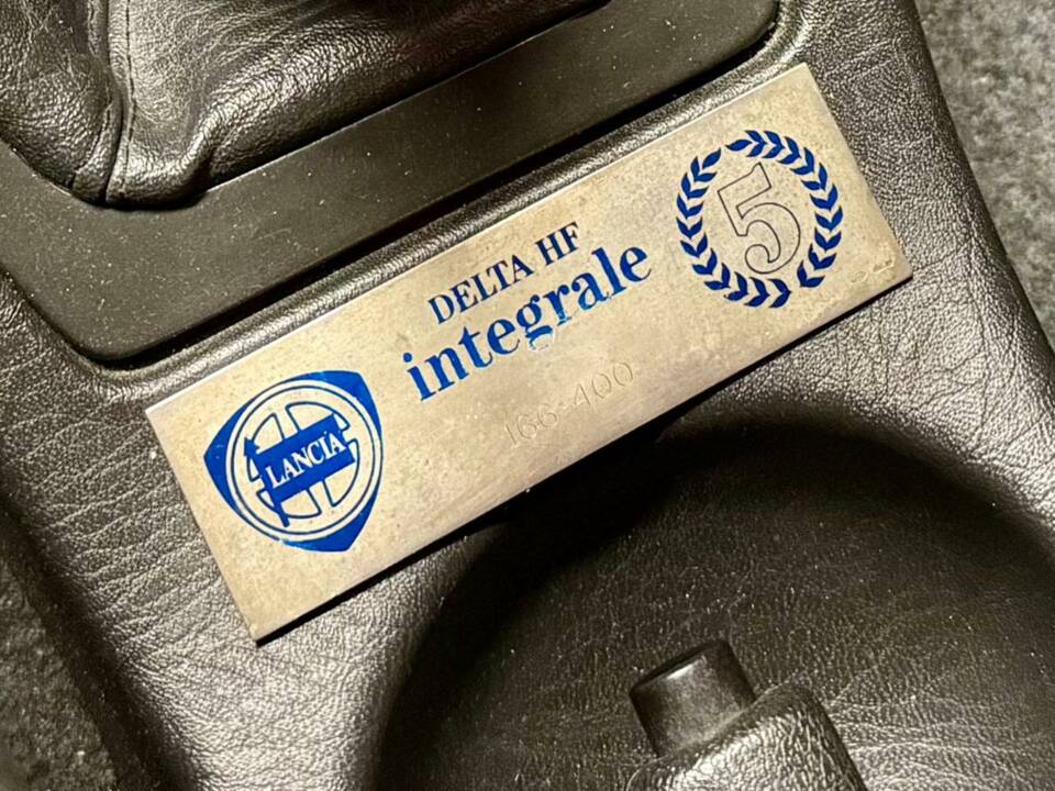 Bild 9/43 von Lancia Delta HF Integrale Evoluzione I "Martini 5" (1992)