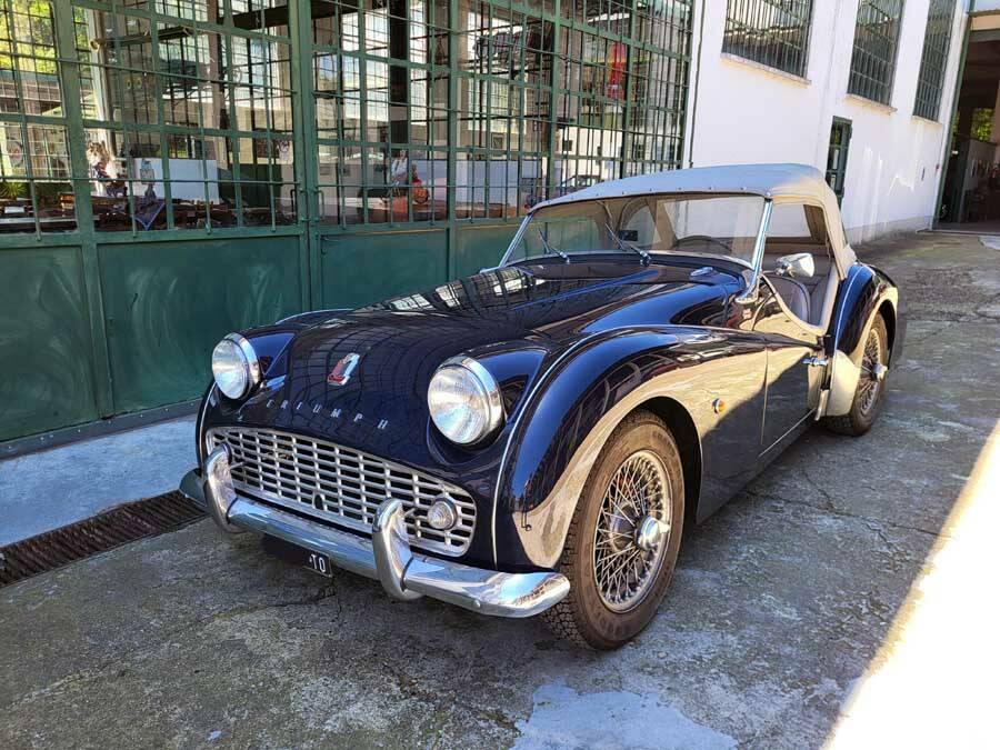 Image 8/38 of Triumph TR 3A (1959)