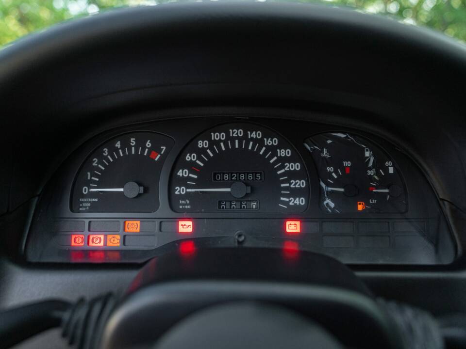Image 40/50 of Opel Calibra 2,0 4x4 16V (1991)