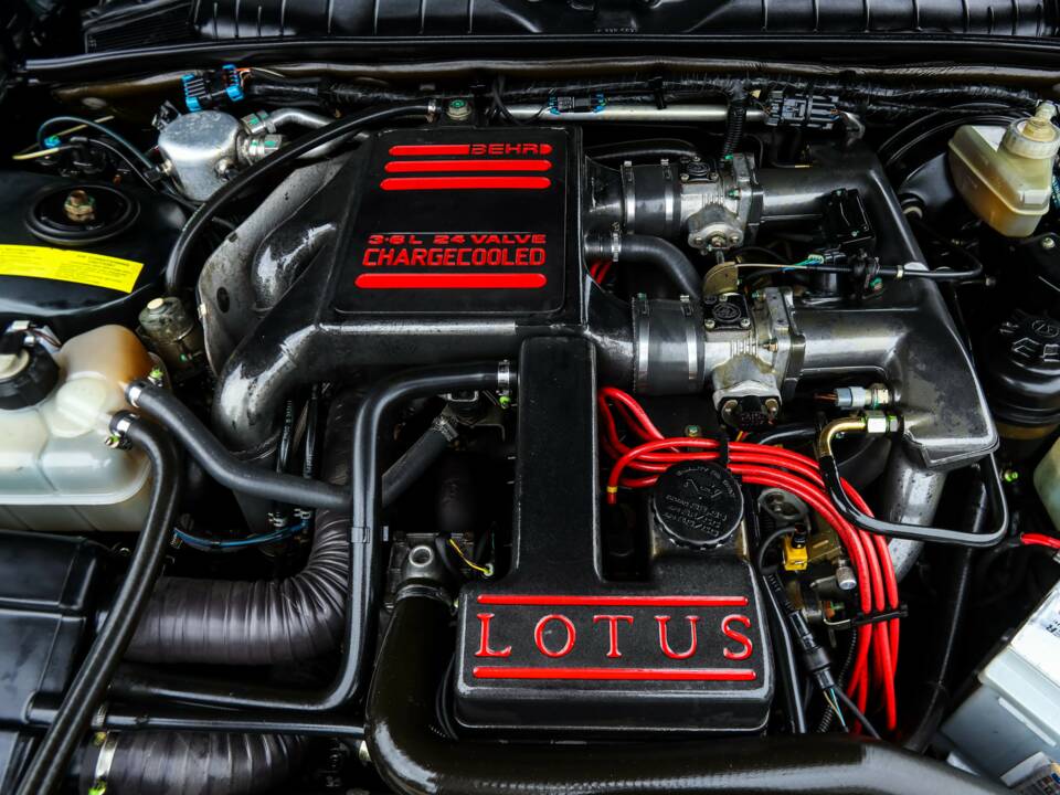 Bild 20/50 von Lotus Omega 3,6 Lotus (1992)