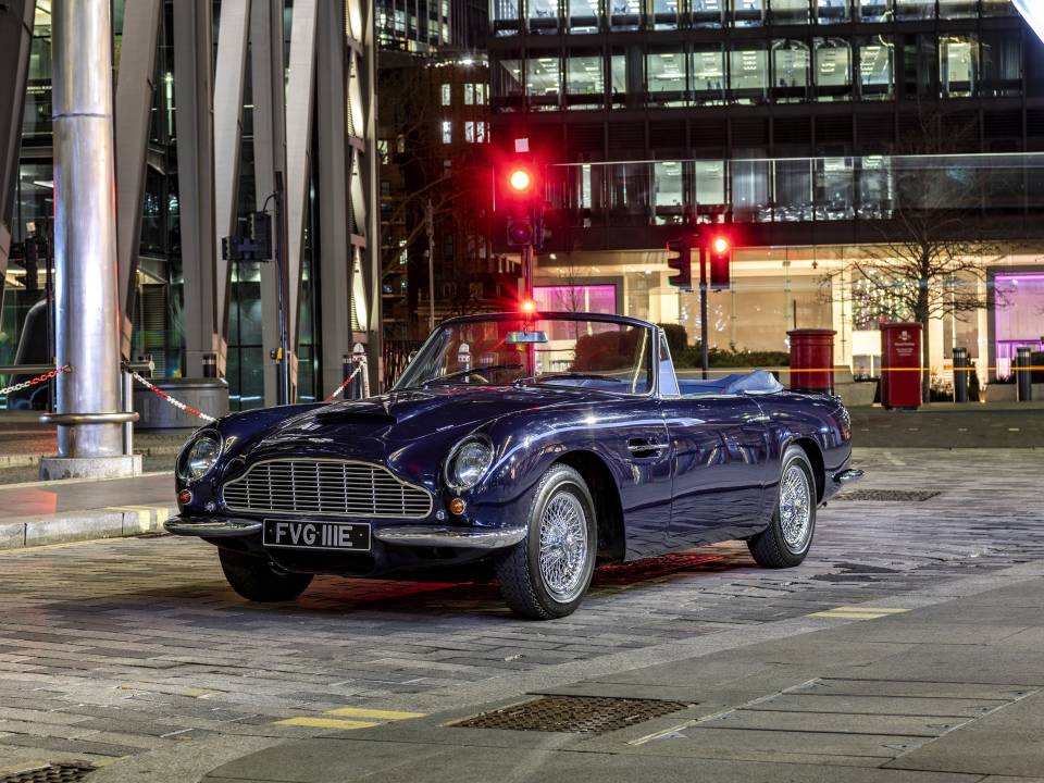 Imagen 14/32 de Aston Martin DB 6 Vantage Volante (1967)