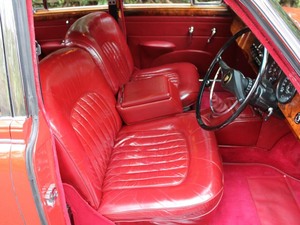 Afbeelding 9/19 van Jaguar Mk II 3.8 (1965)
