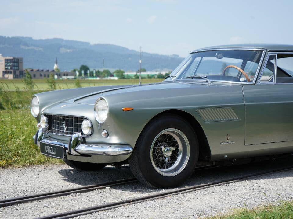Afbeelding 46/72 van Ferrari 250 GTE (1962)