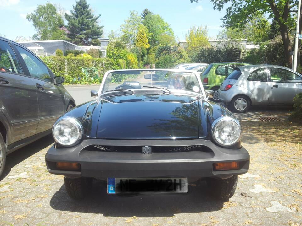 Image 5/29 of MG Midget 1500 (1979)