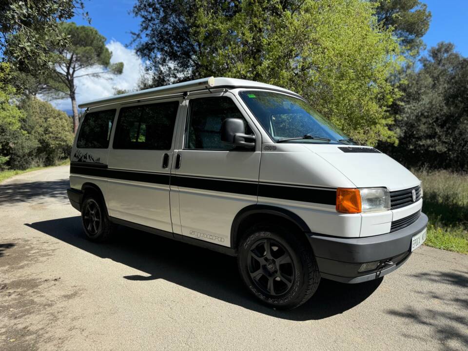 Immagine 6/36 di Volkswagen T4 Multivan 2.5 Syncro (1994)