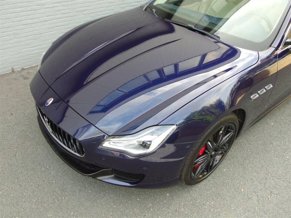 Imagen 10/99 de Maserati Quattroporte GTS (2013)