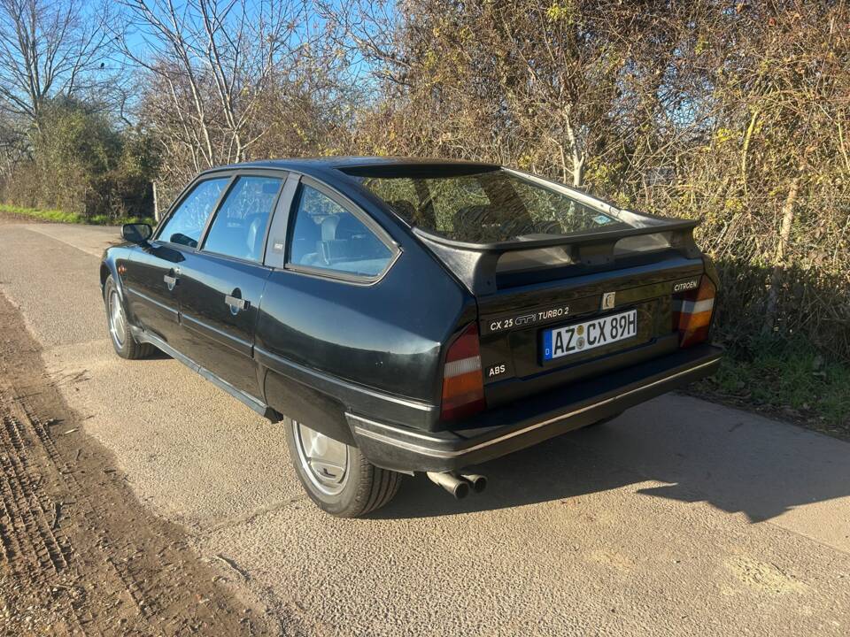 Imagen 12/54 de Citroën CX 25 GTi Turbo 2 (1989)