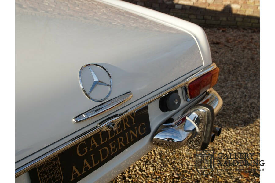 Immagine 27/50 di Mercedes-Benz 280 SL (1970)