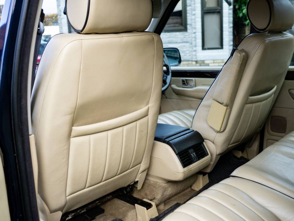 Image 22/29 of Land Rover Range Rover 4.0 HSE (2001)