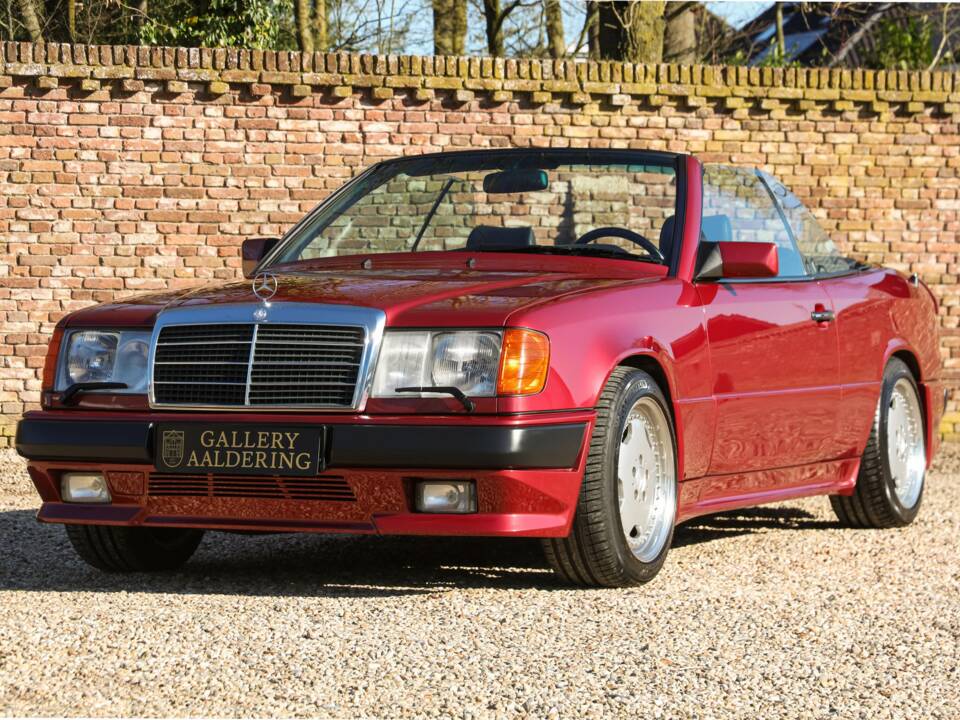 Bild 7/50 von Mercedes-Benz 300 CE-24 3.4 AMG (1993)