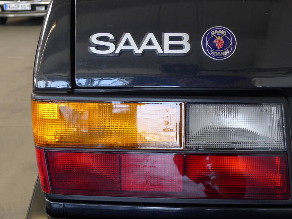 Image 31/42 of Saab 900 S (1993)