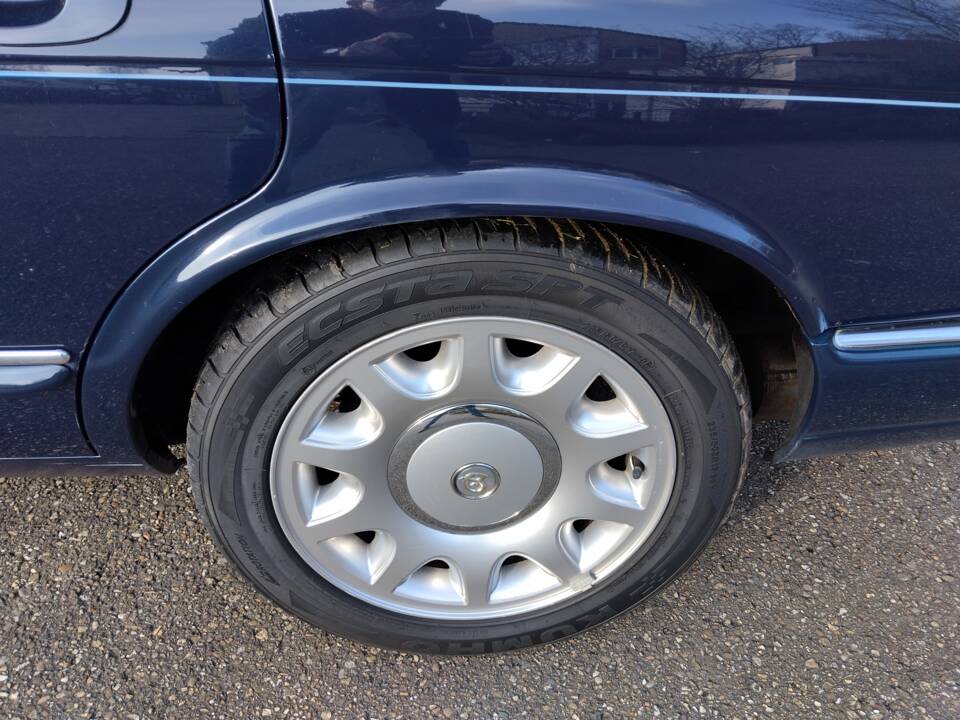 Image 33/71 of Daimler Super V8 (2000)