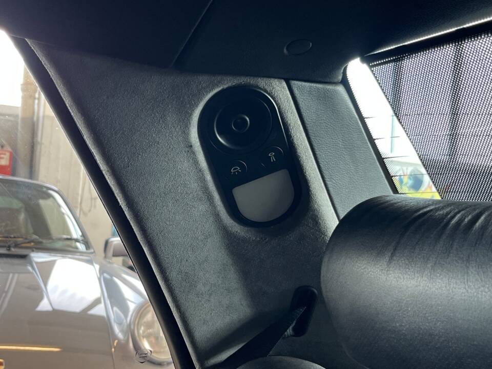 Image 12/47 of Lancia Thema 8.32 (1989)