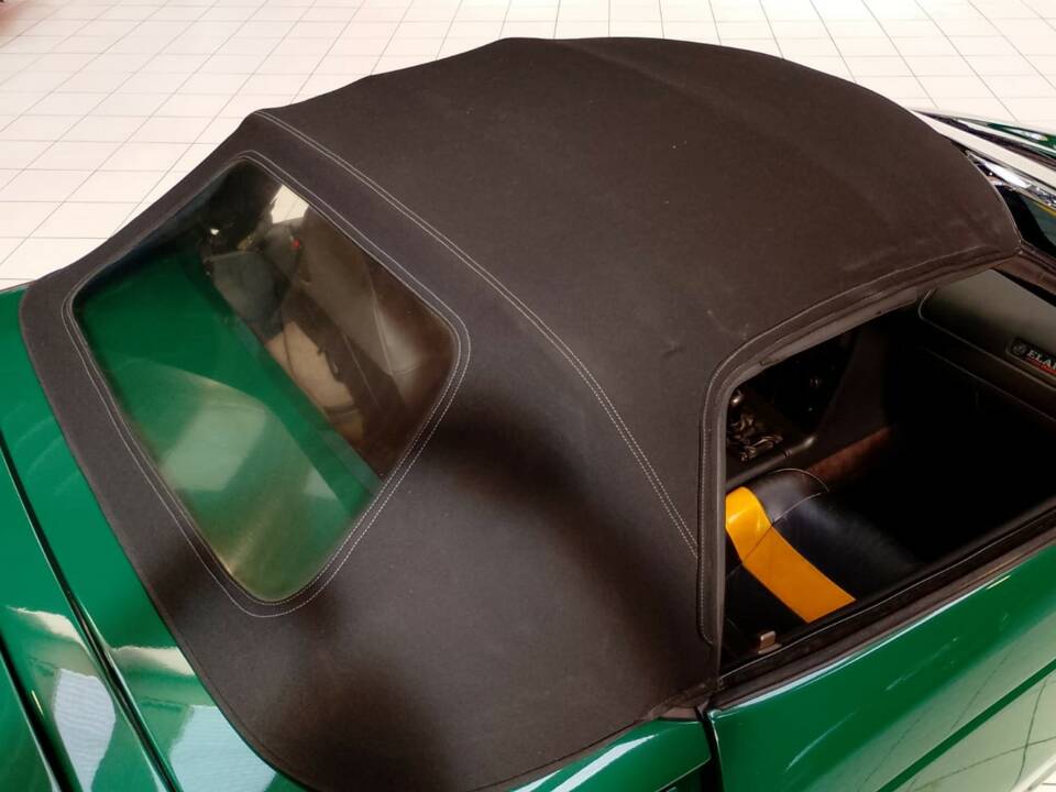 Image 28/46 of Lotus Elan SE (1992)