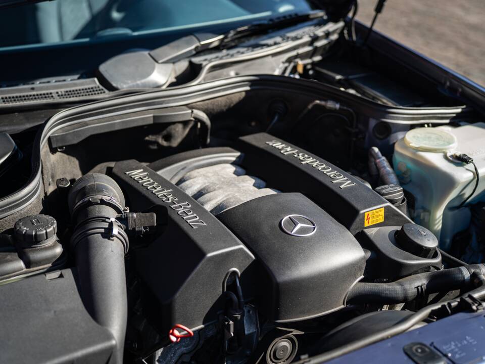 Bild 9/58 von Mercedes-Benz CLK 320 (1999)