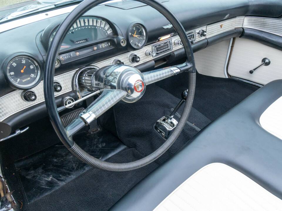 Bild 3/50 von Ford Thunderbird (1955)