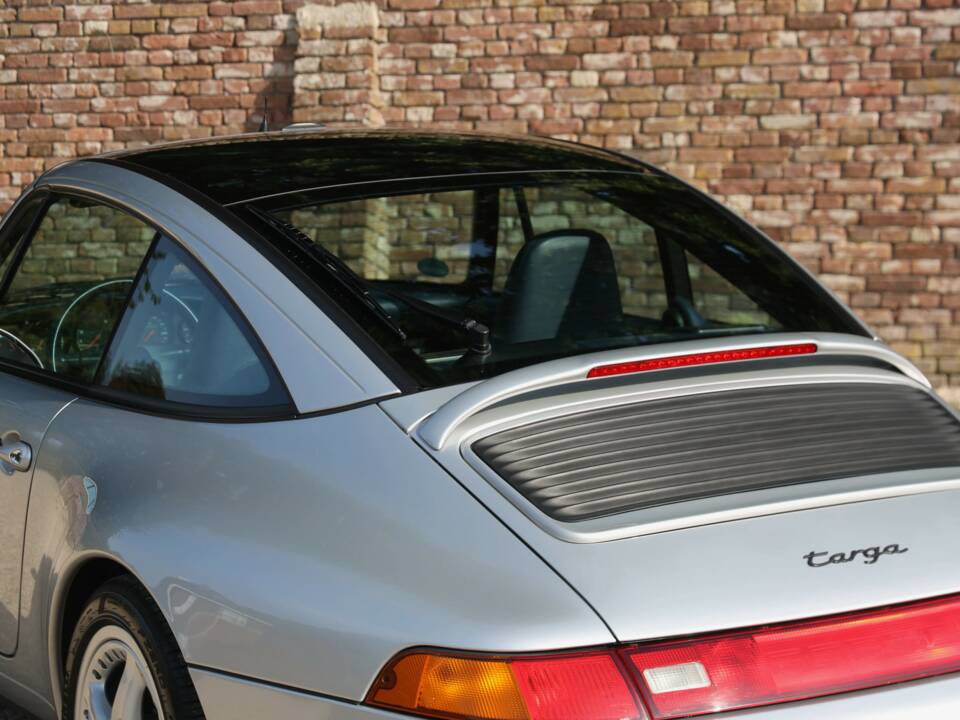 Imagen 40/50 de Porsche 911 Carrera (1996)