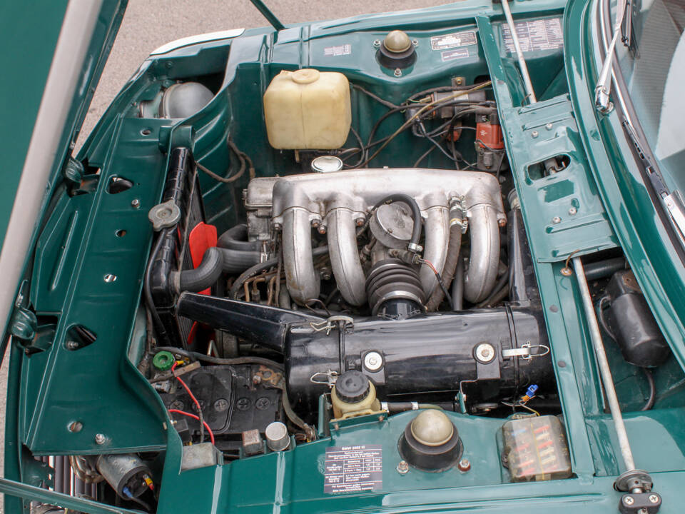 Image 16/31 of BMW 2002 tii (1971)