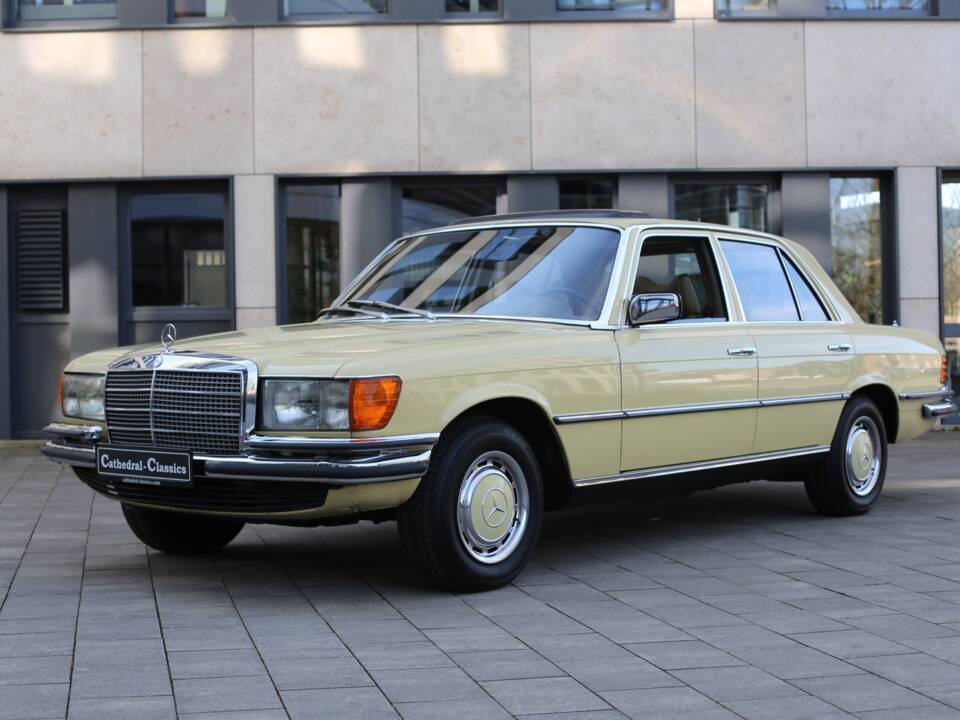 Bild 1/76 von Mercedes-Benz 280 SE (1977)