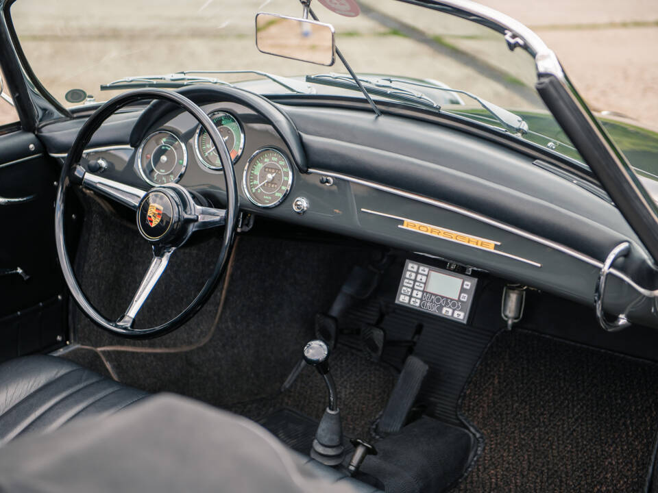 Immagine 27/36 di Porsche 356 B 1600 Super 90 (1961)