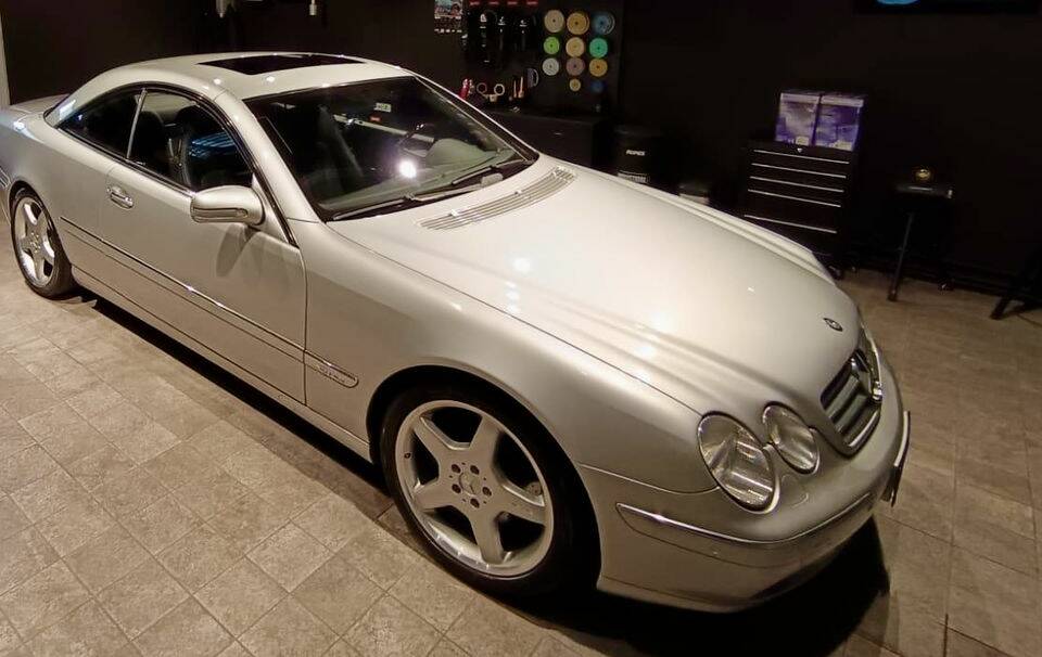 Image 3/8 of Mercedes-Benz CL 600 (2000)