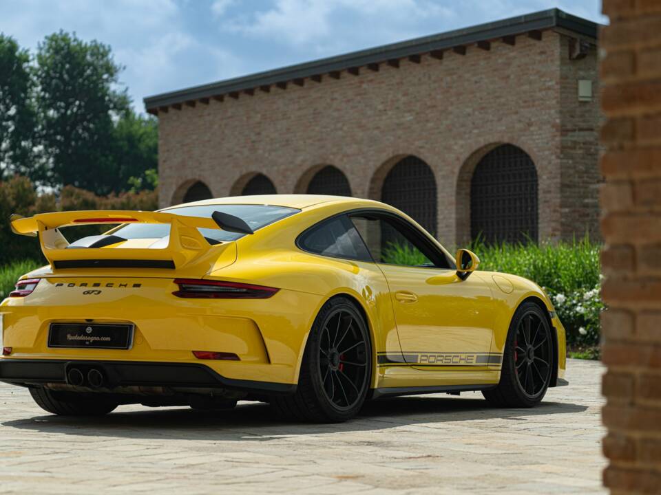 Bild 10/50 von Porsche 911 GT3 (2017)