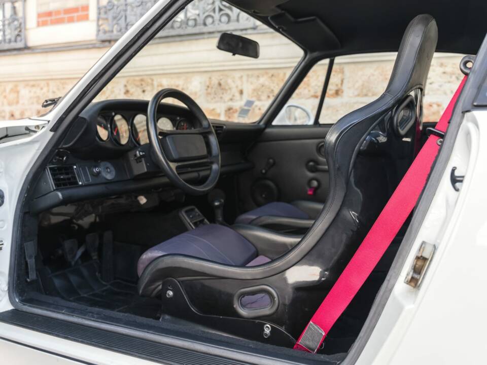Bild 51/90 von Porsche 911 Carrera RS (1992)
