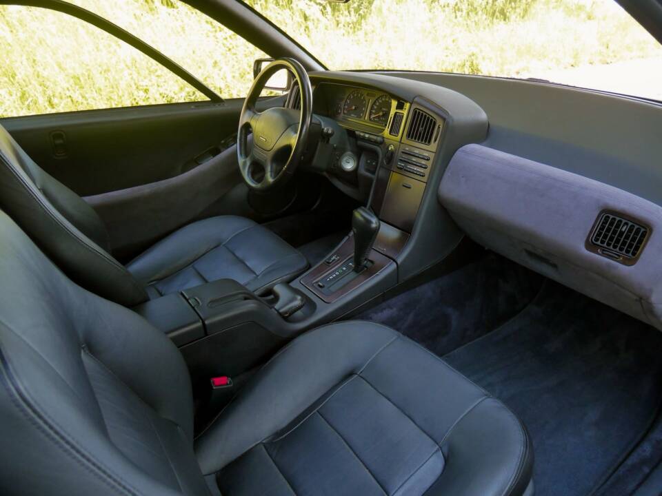 Image 31/50 de Subaru SVX 4WD (1900)