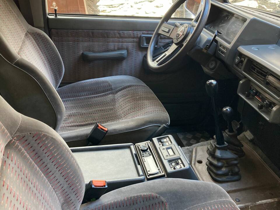 Bild 6/15 von Nissan Patrol GR 2.8 TD (1992)