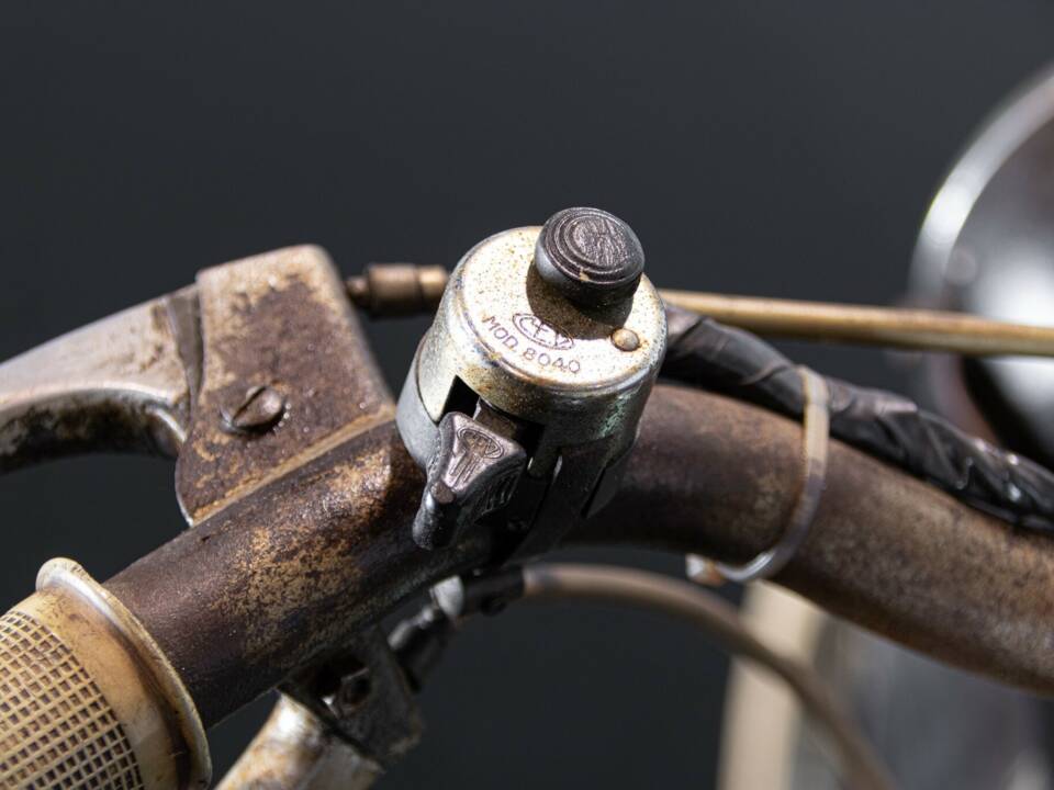 Image 40/50 of Bianchi Aquilotto (1957)