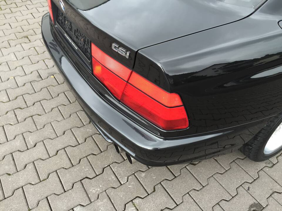 Immagine 27/28 di BMW 850CSi (1993)